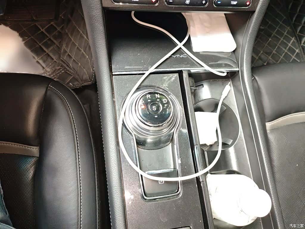 Ford Taurus, 2017 7