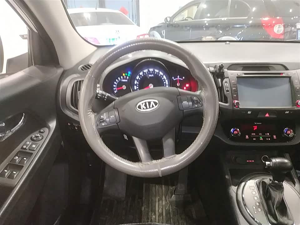 Kia Smart running Kia Smart running