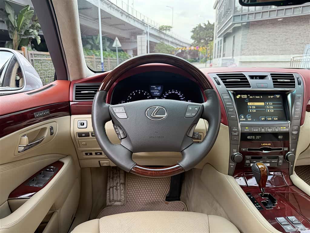 Lexus LS, 2008 10