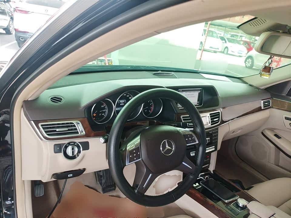 Mercedes-Benz E-class Mercedes-Benz E-class