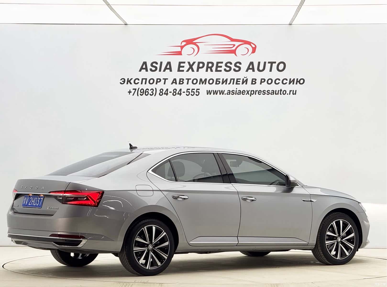 Skoda Superb, 2023 4