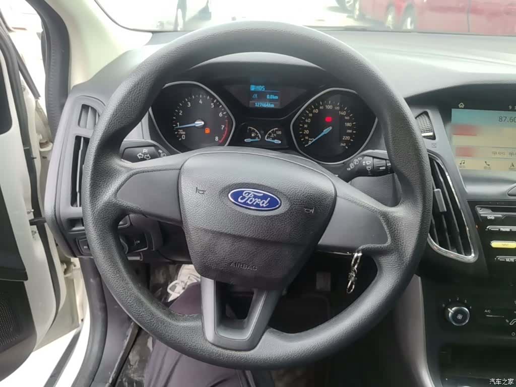 Ford Focus, 2017 11