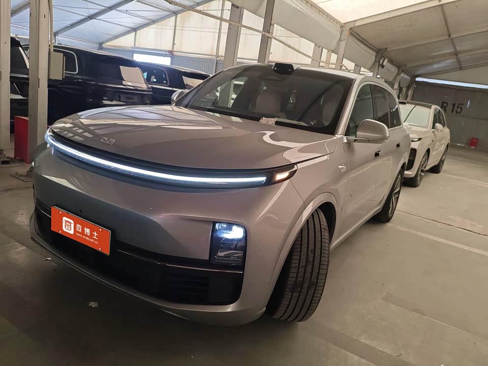 Li Auto Ideal L8