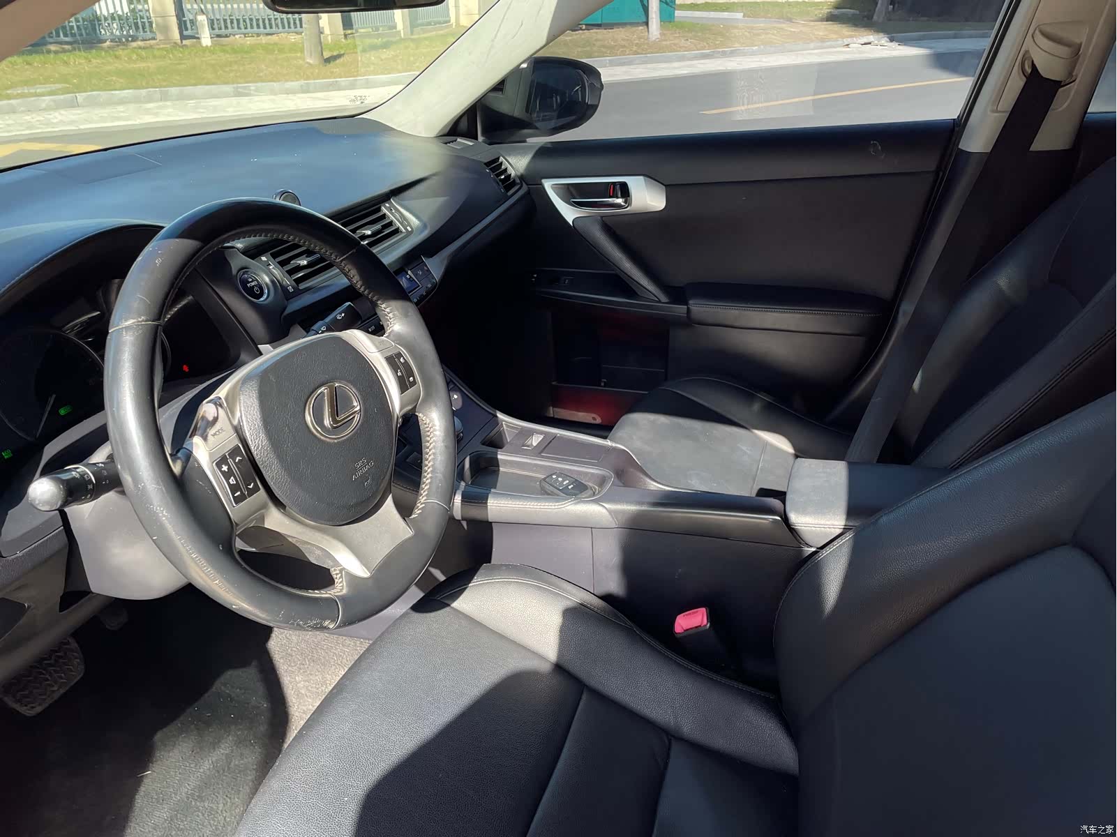 Lexus CT, 2013 9