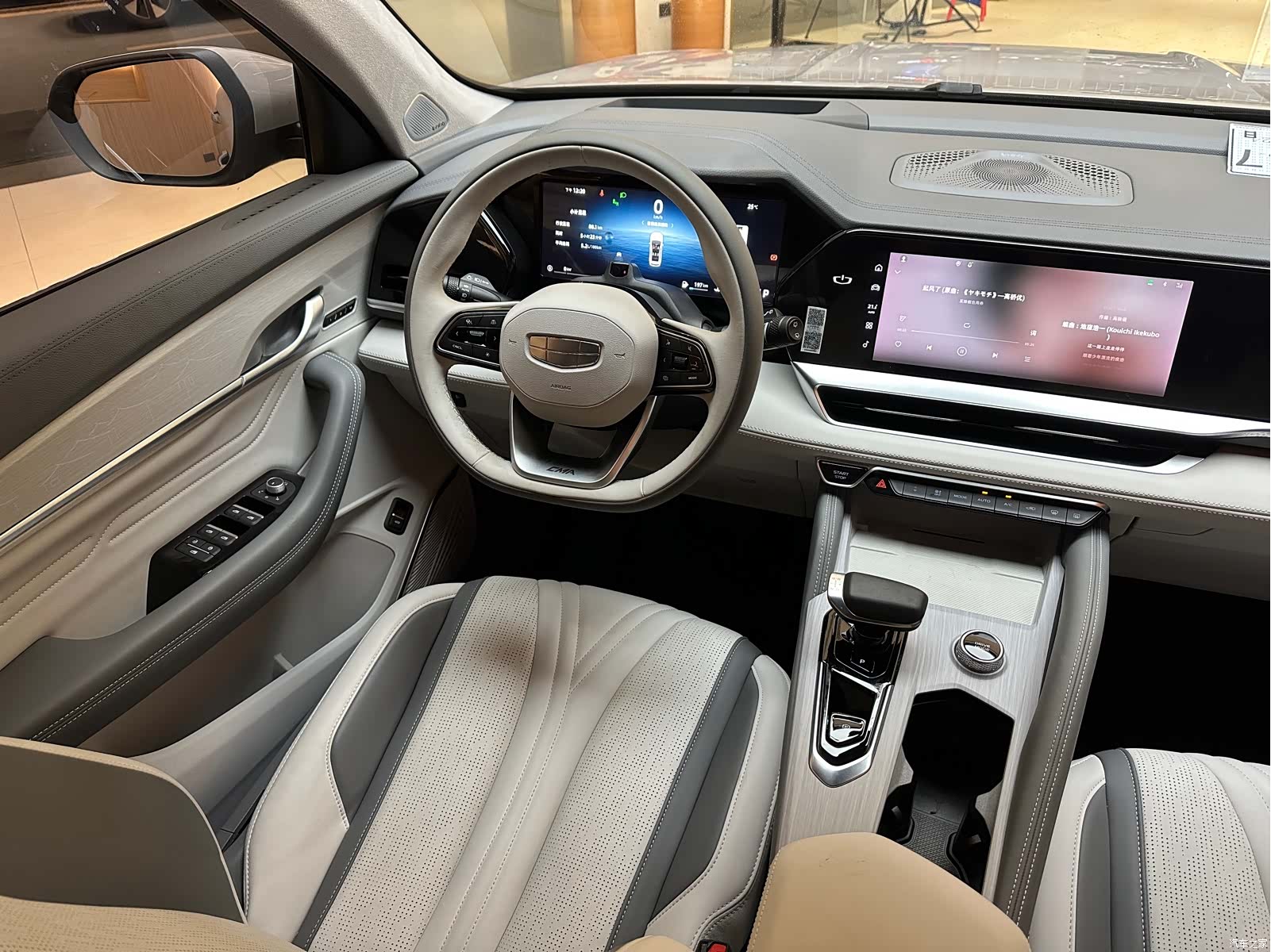 Geely Xingyue L, 2025 18