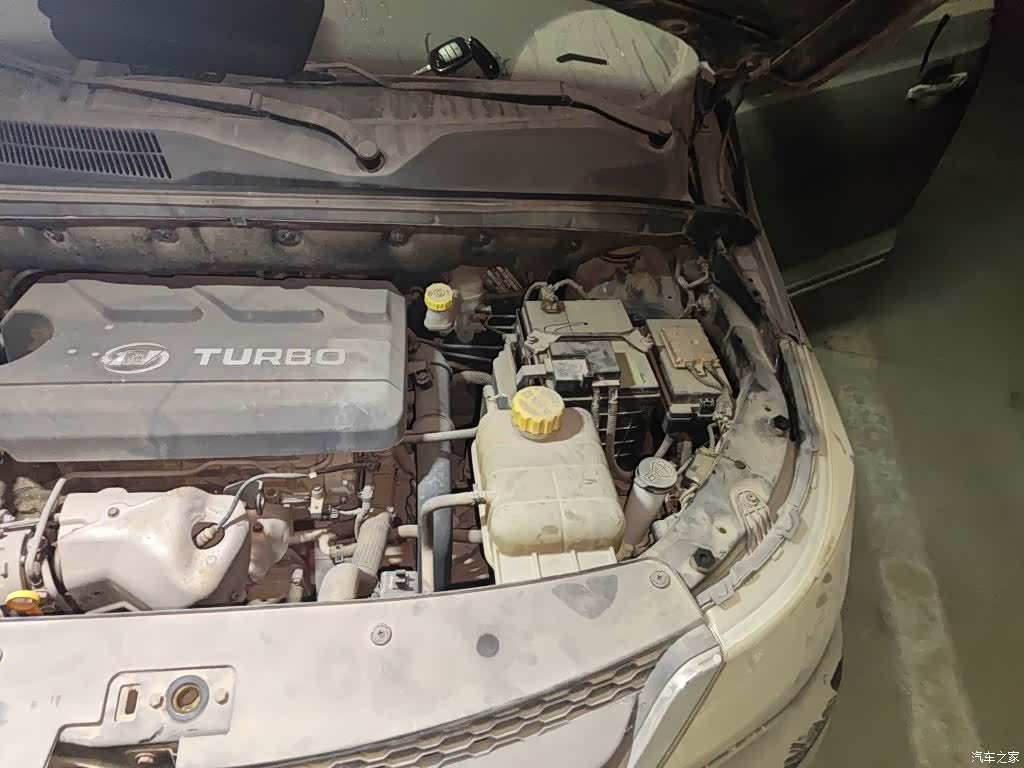 Wuling 730, 2017 22