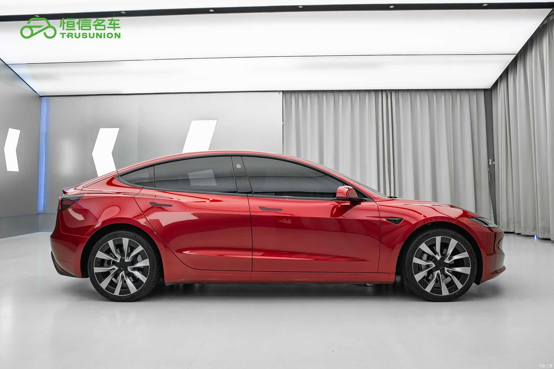 Tesla Model 3, 2024 7