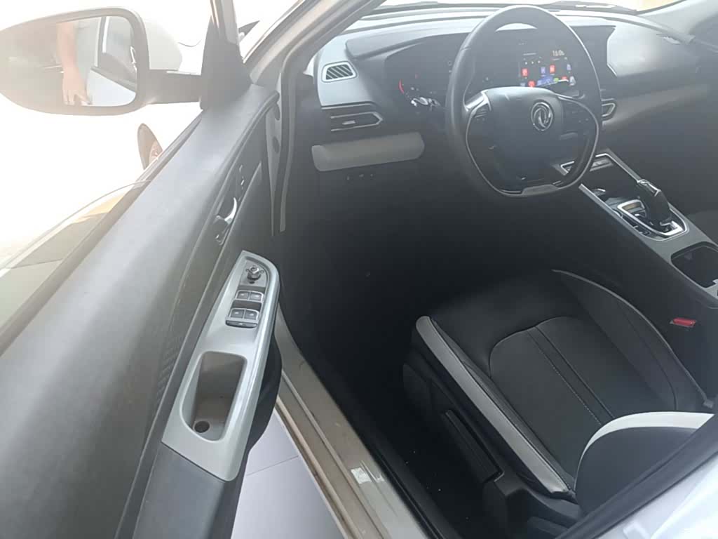 DongFeng E70, 2022 12