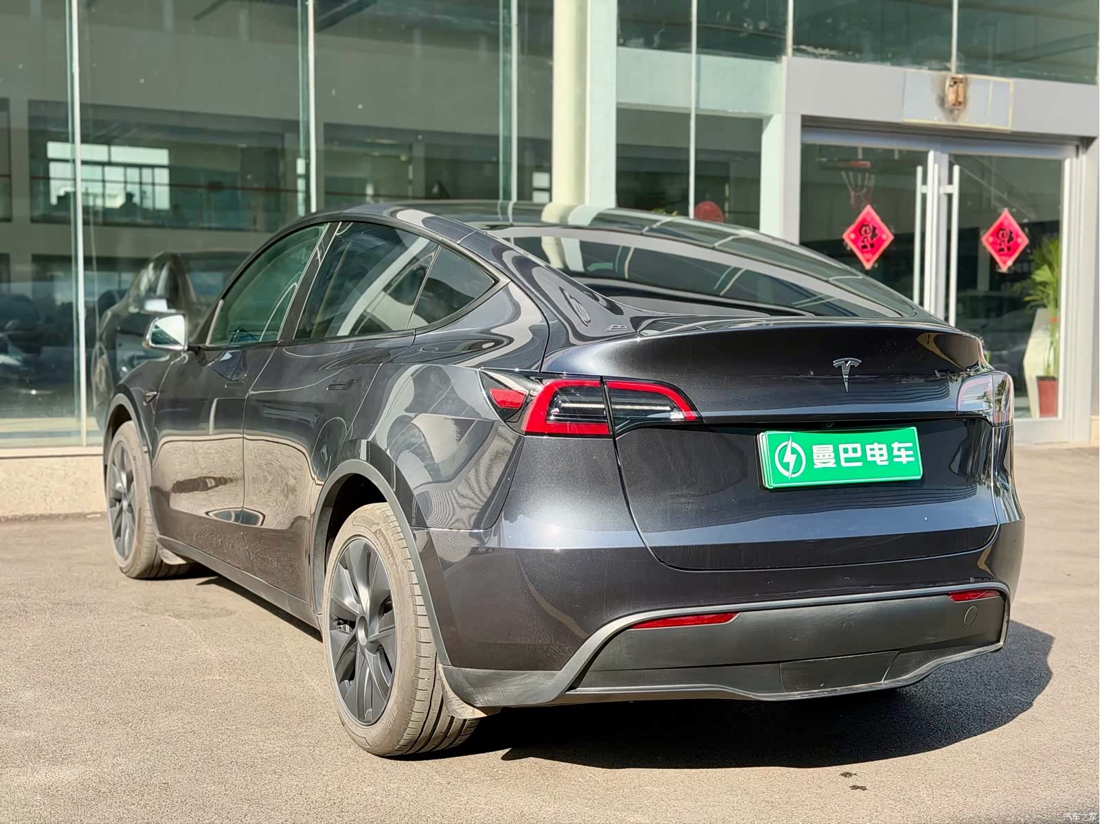 Tesla Model Y, 2024 7