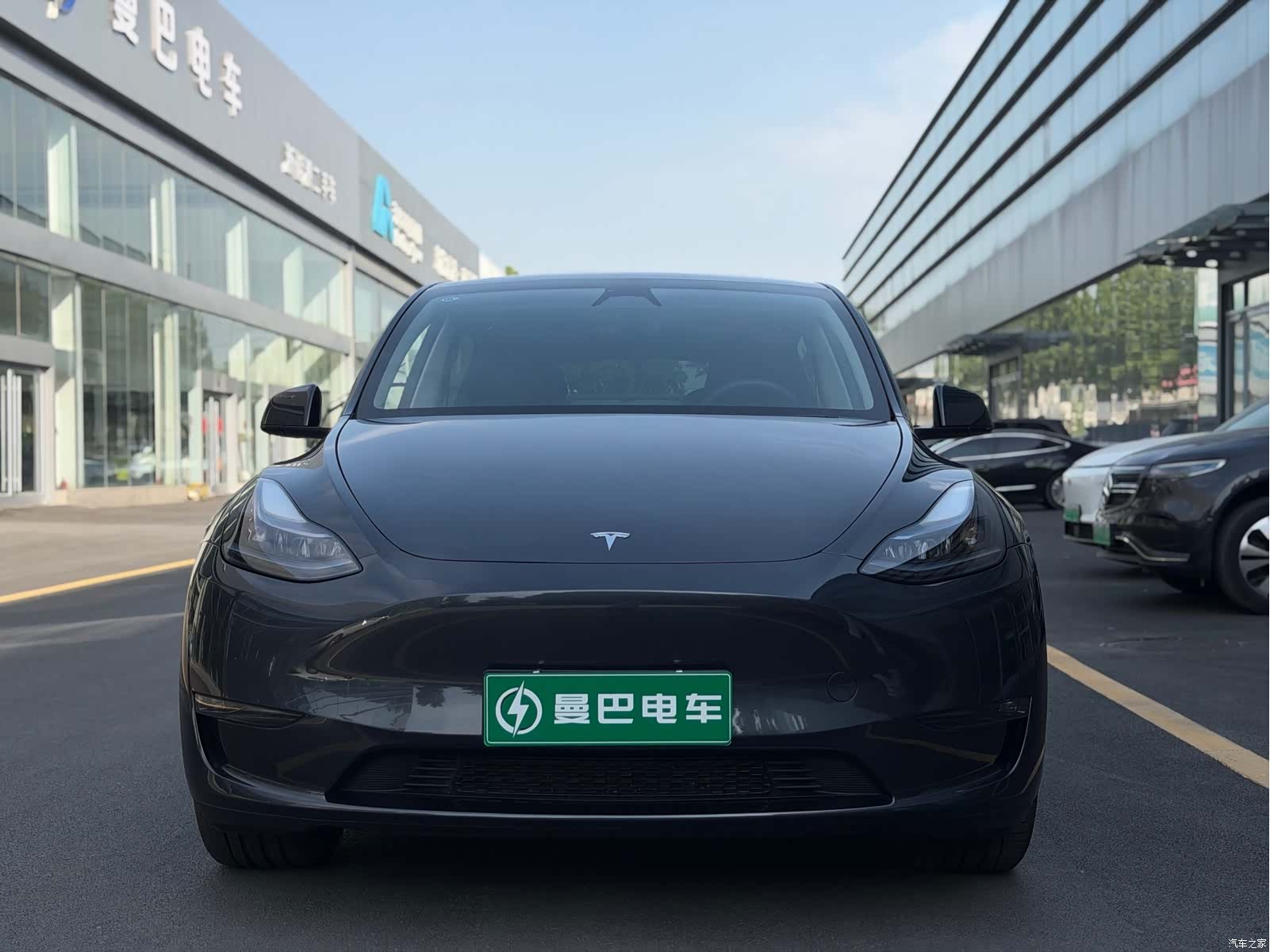 Tesla Model Y, 2024 8
