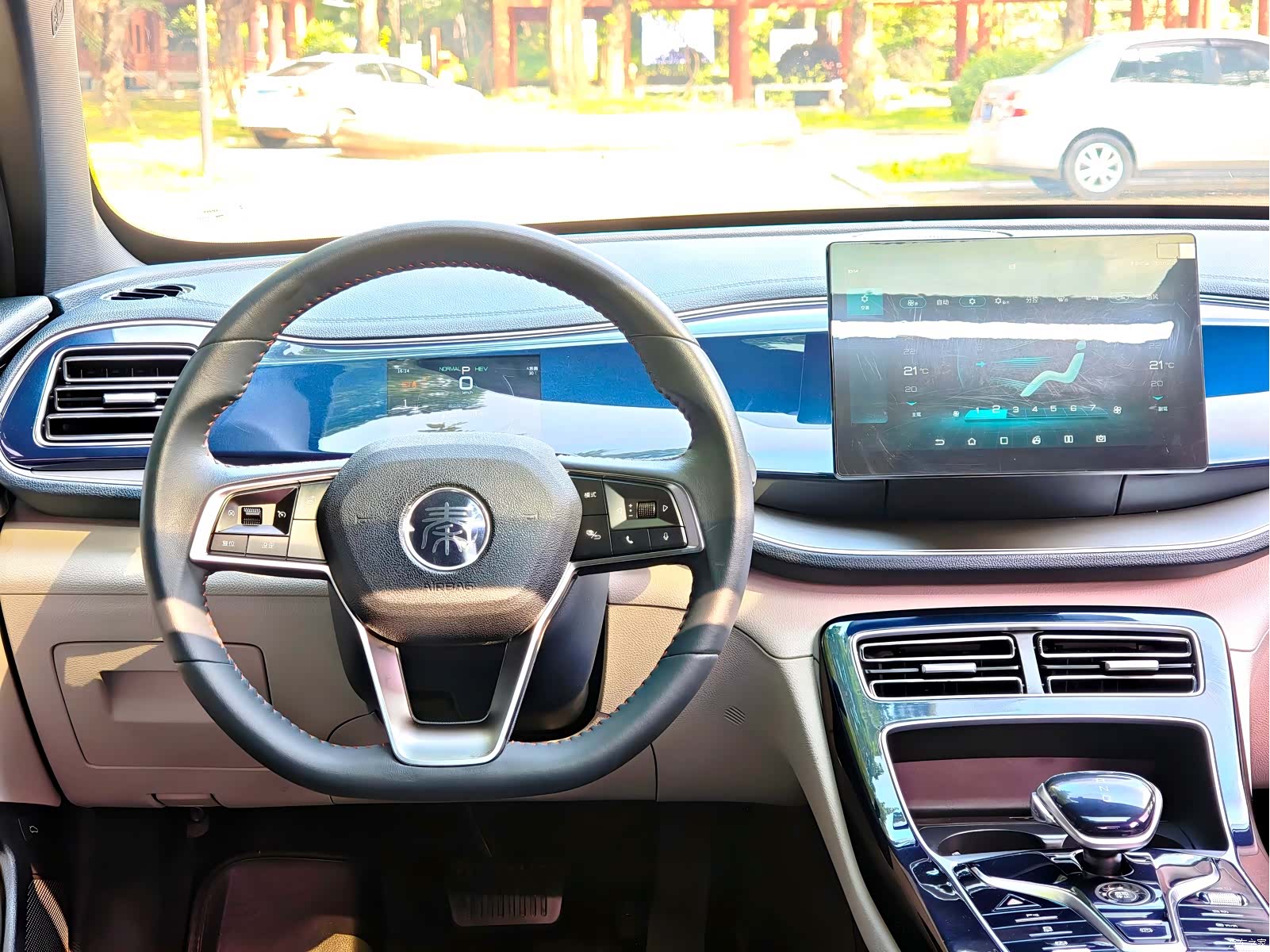 BYD Qin, 2022 10