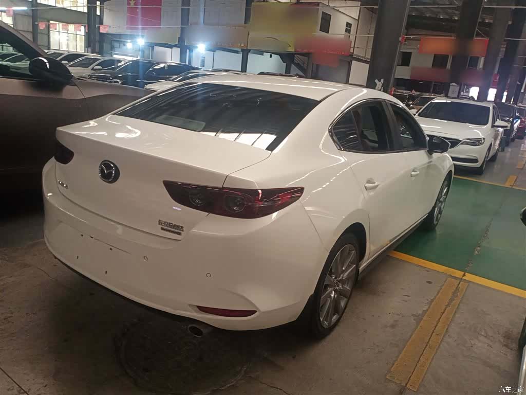 Mazda Mazda3, 2024 7