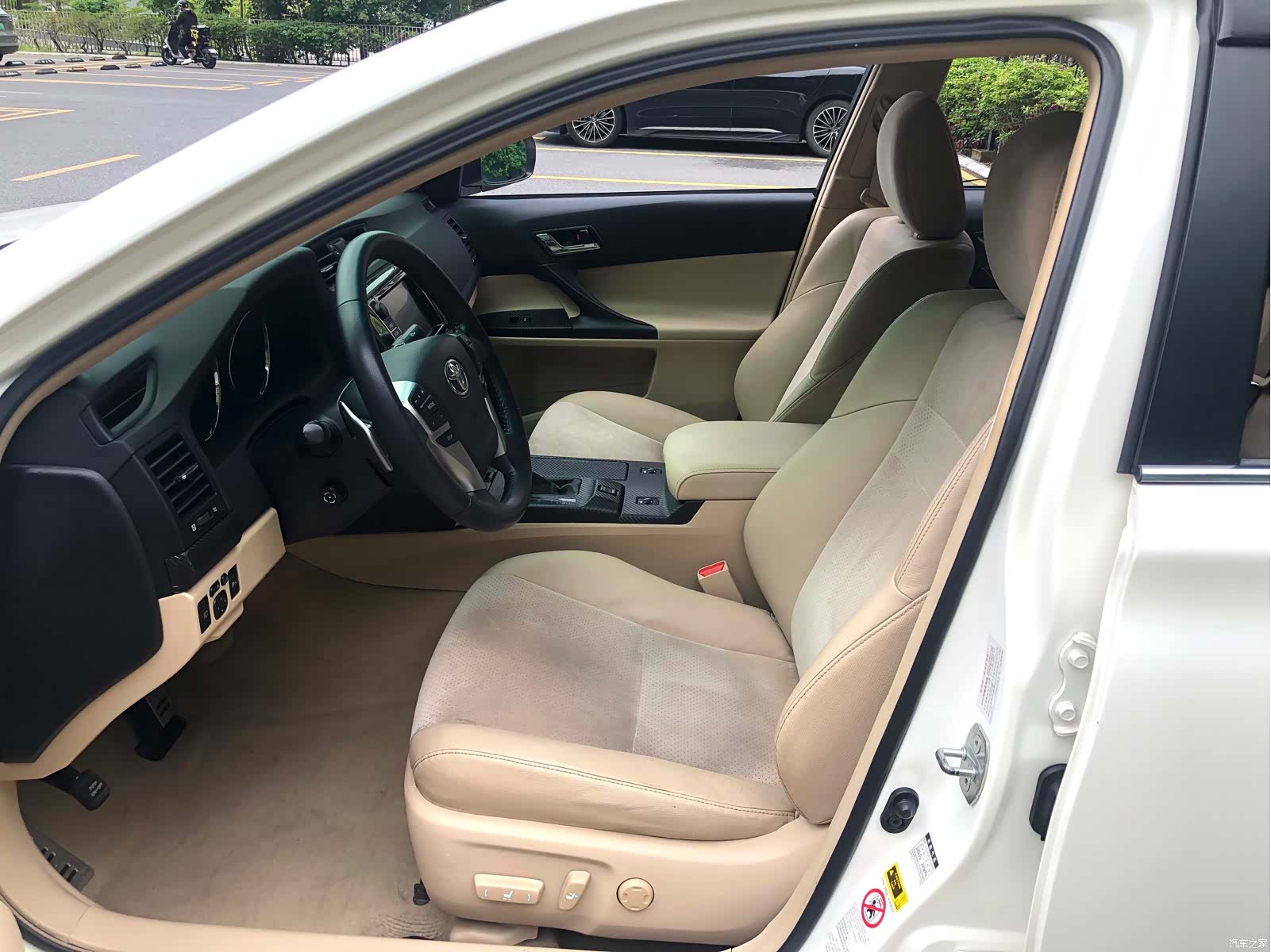 Toyota 3.0V, 2010 8
