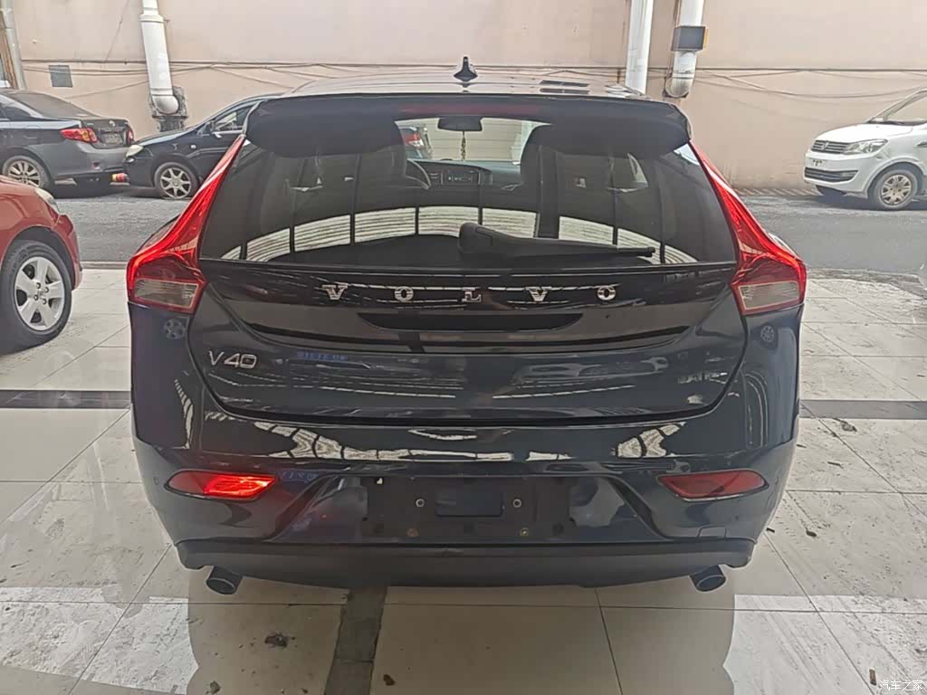 Volvo V40, 2017 6