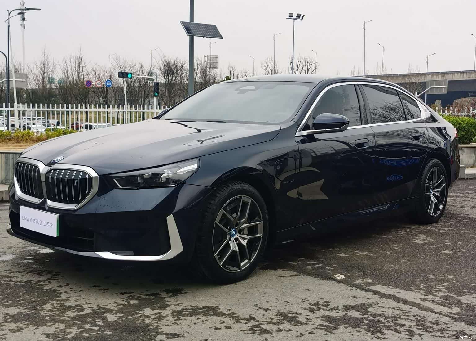 BMW i5, 2025 1