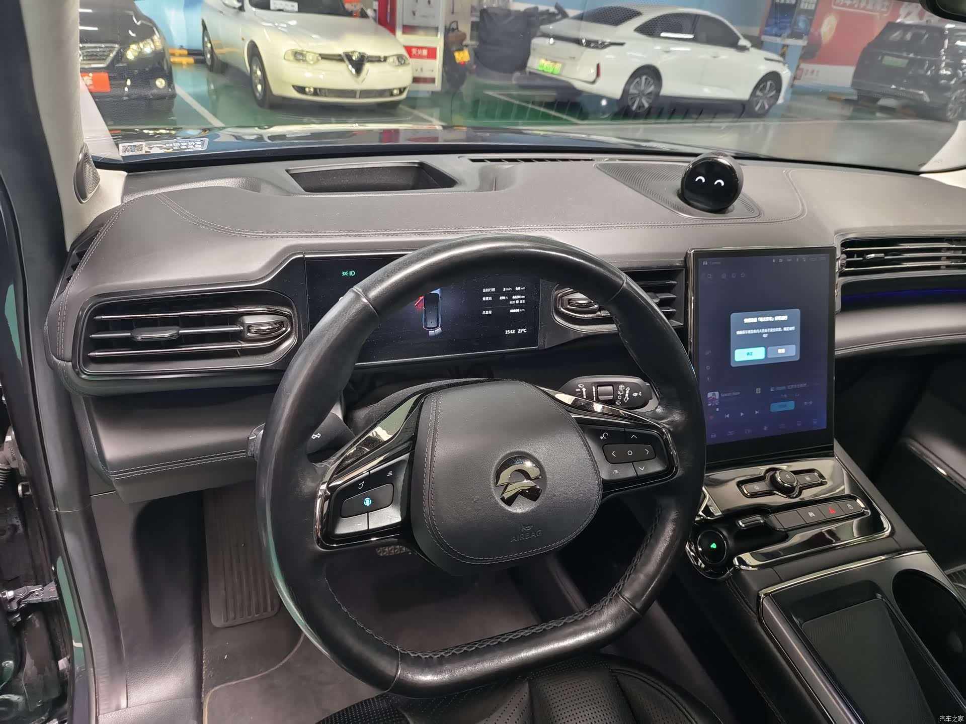 NIO ES8, 2022 13