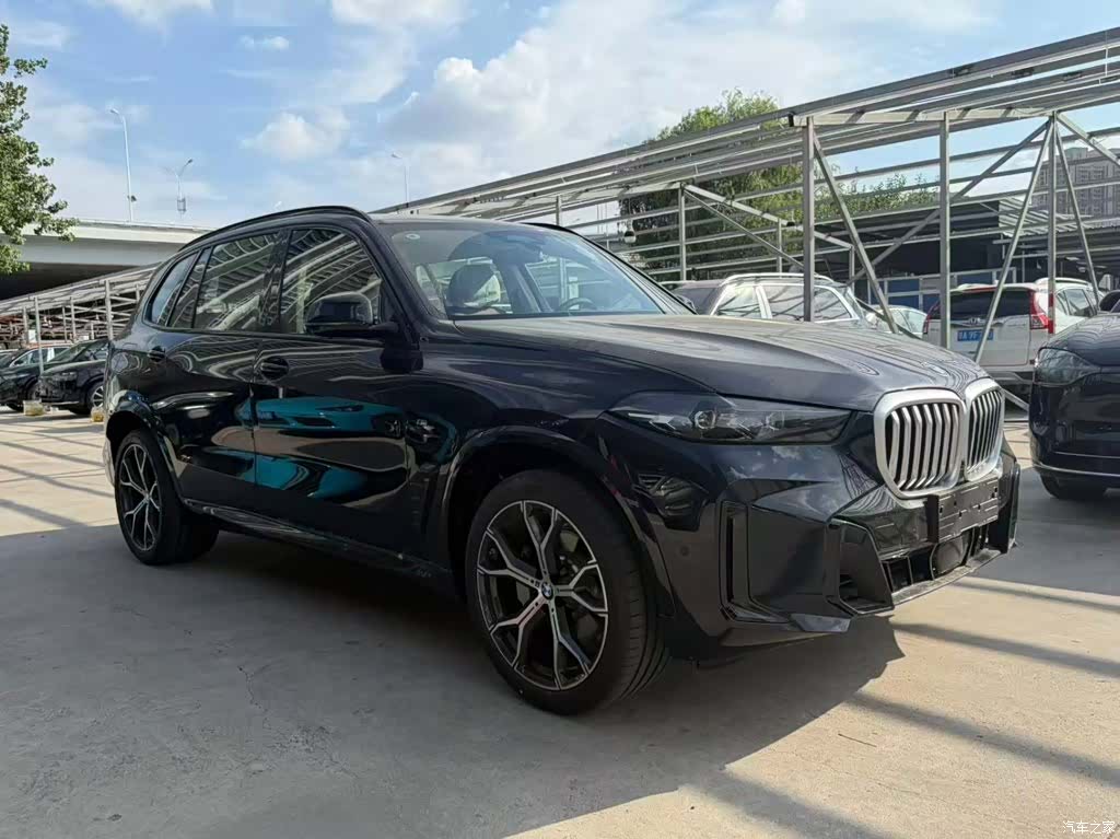 BMW X5, 2026 3