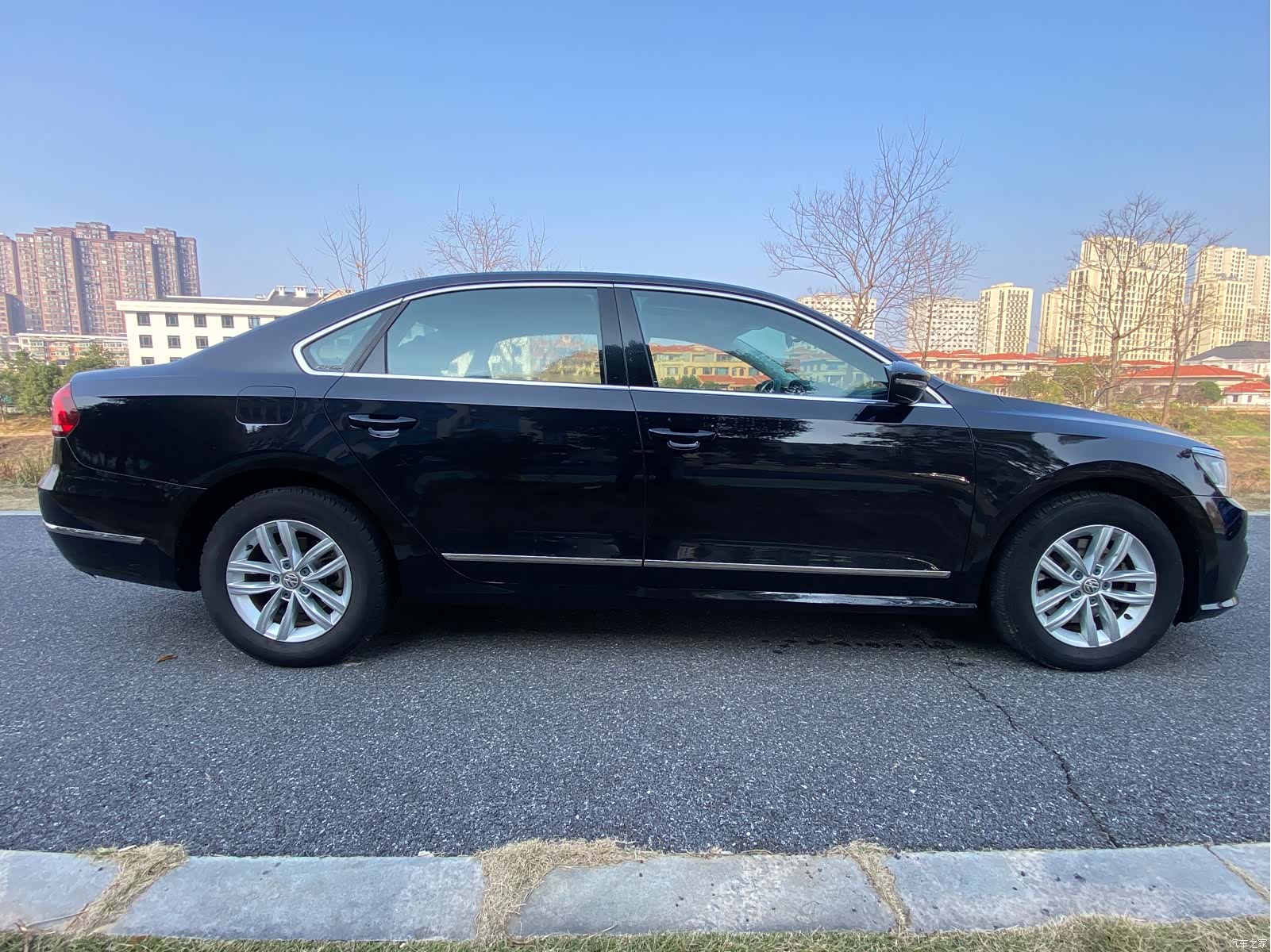 Volkswagen Passat, 2018 все фото