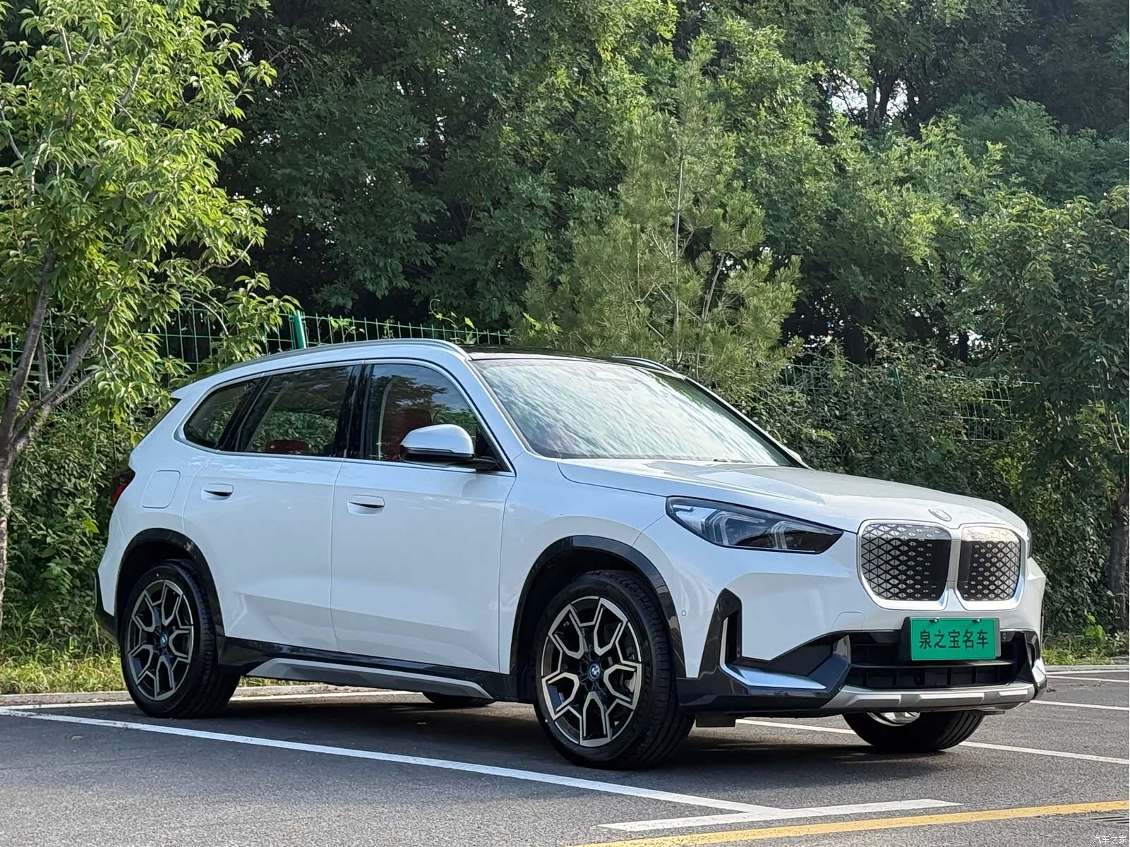 BMW iX1, 2025 3