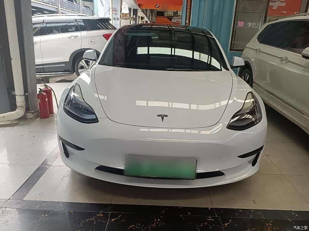 Tesla Model 3, 2022 3