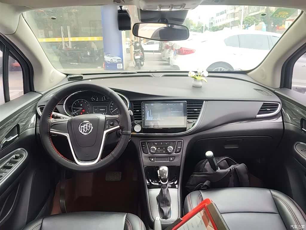 Buick Encore, 2017 10