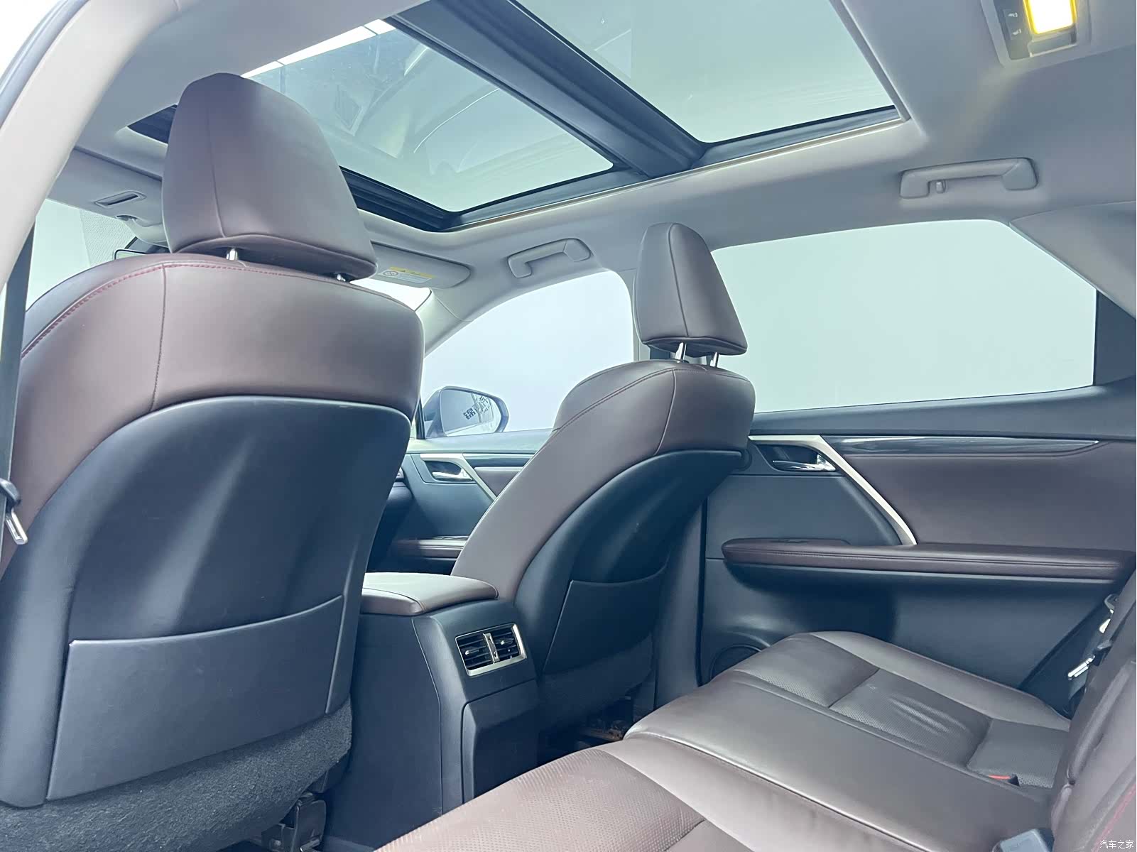 Lexus RX, 2019 7