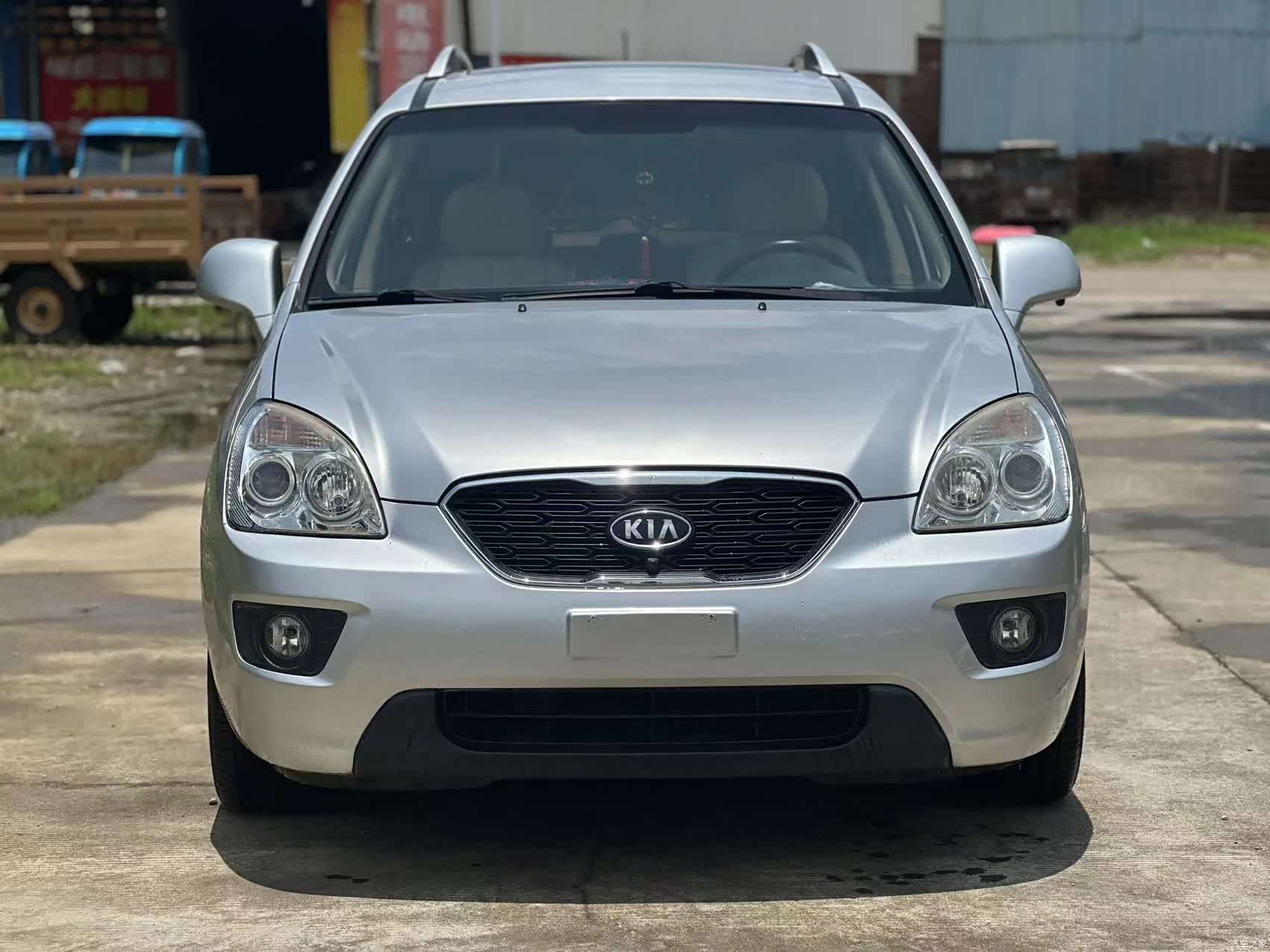 Kia 7, 2011 2
