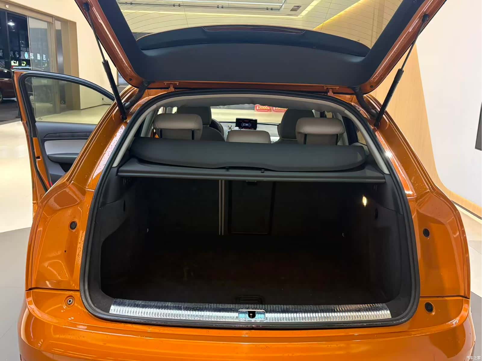 Audi Q3, 2013 12