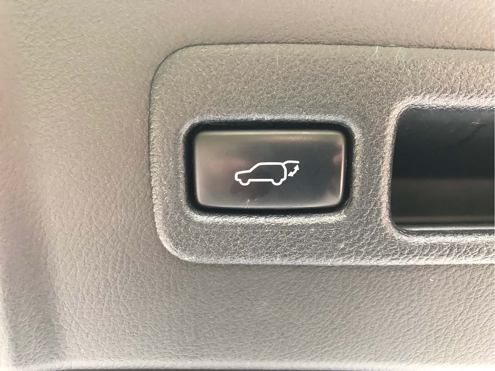 Lexus NX, 2016 19