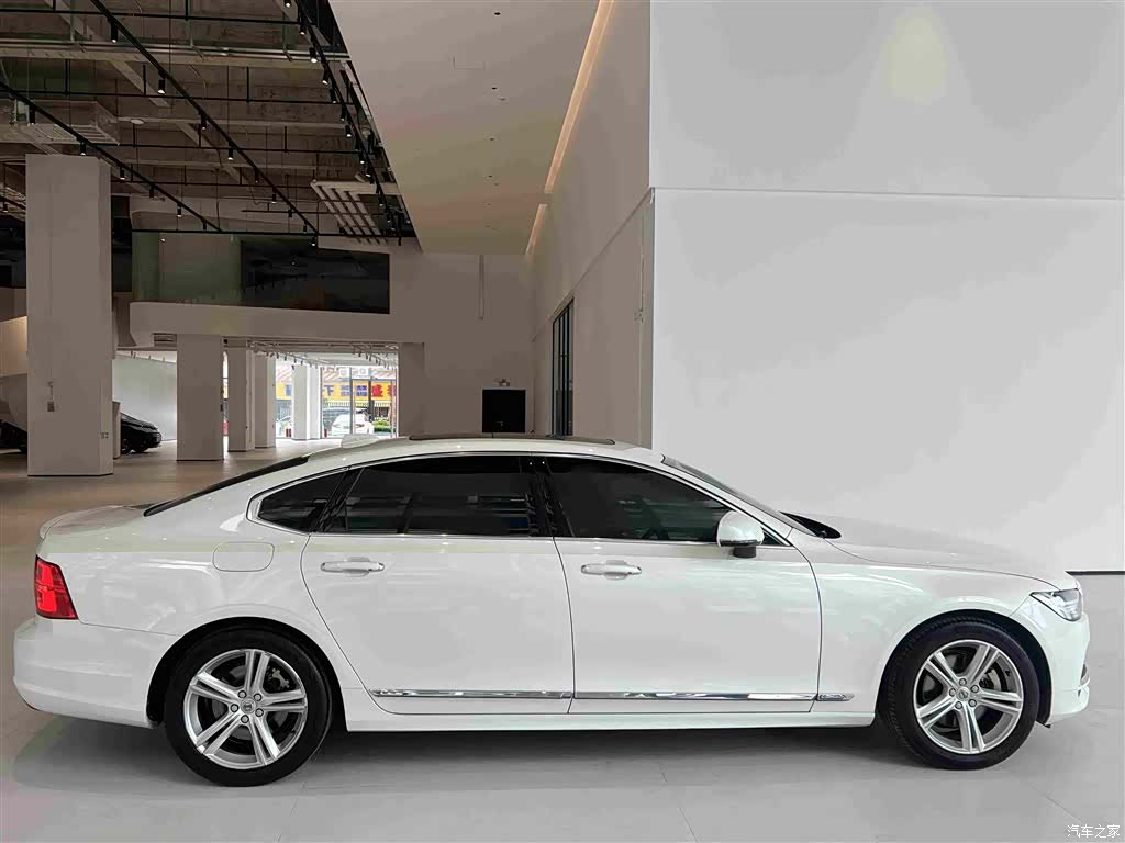 Volvo S90, 2018 18