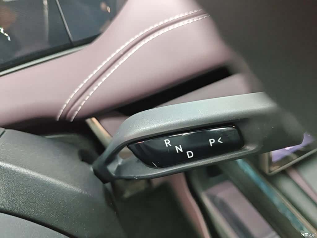 Xiaomi SU7, 2025 14