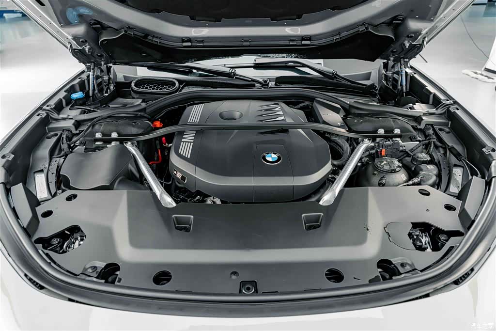 BMW 7 Series, 2025 26