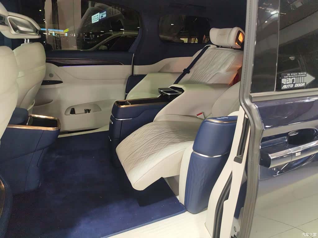 Buick GL8, 2021 17