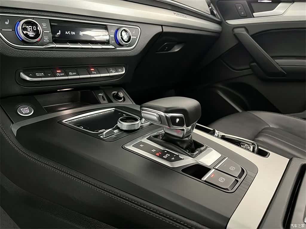 Audi Q5L, 2020 11