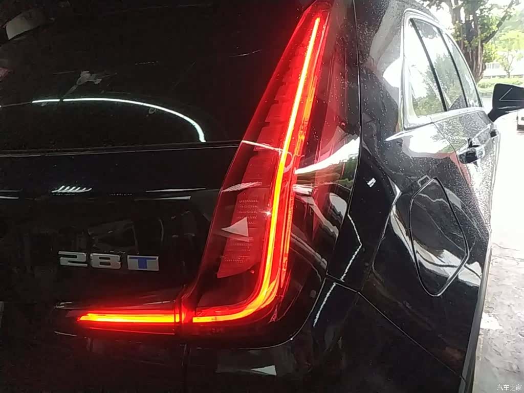 Cadillac XT4, 2022 8