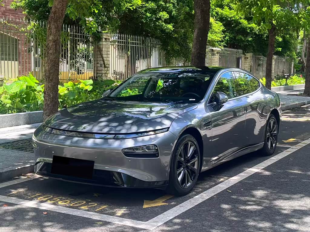 XPENG P7