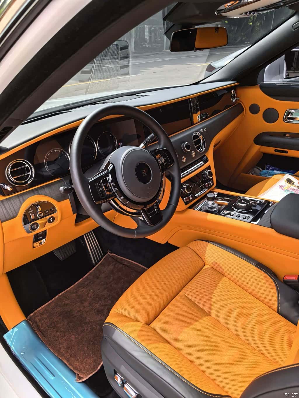 Rolls-Royce Ghost, 2023 9