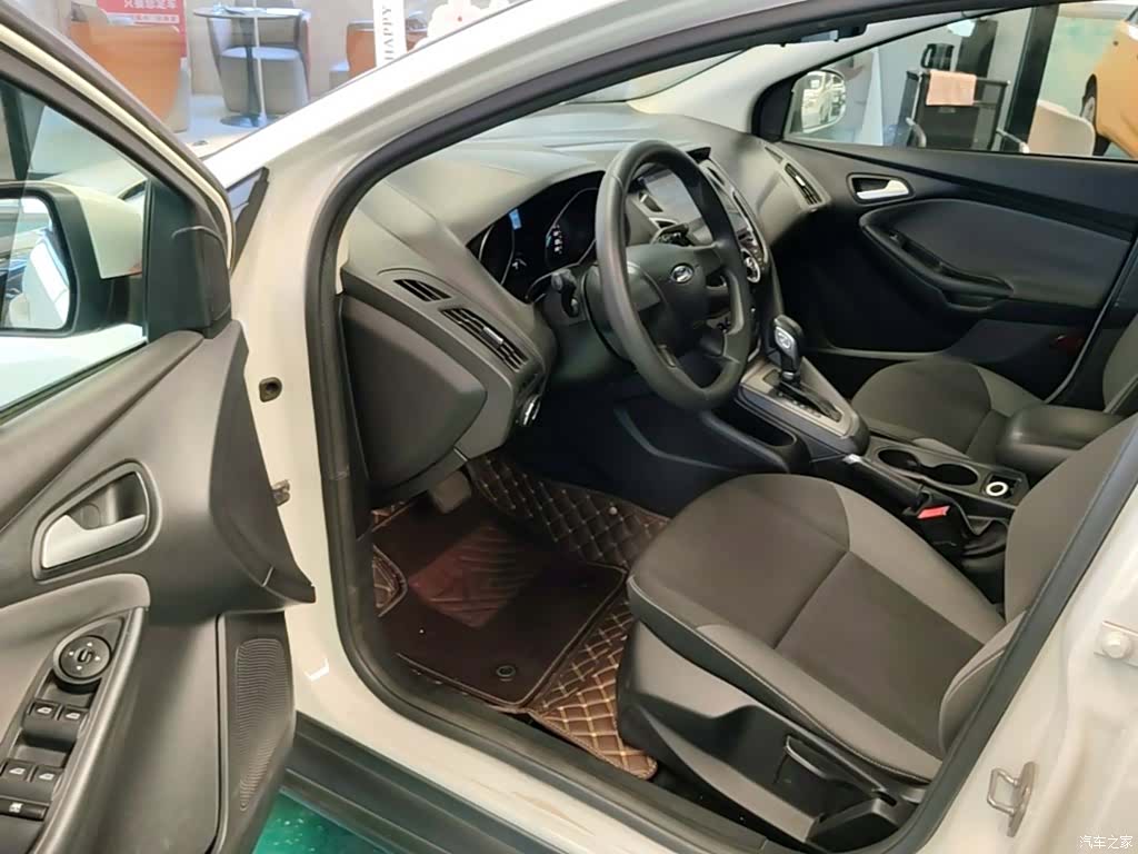 Ford Focus, 2014 16