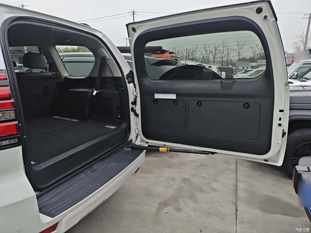 Toyota Prado, 2018 19