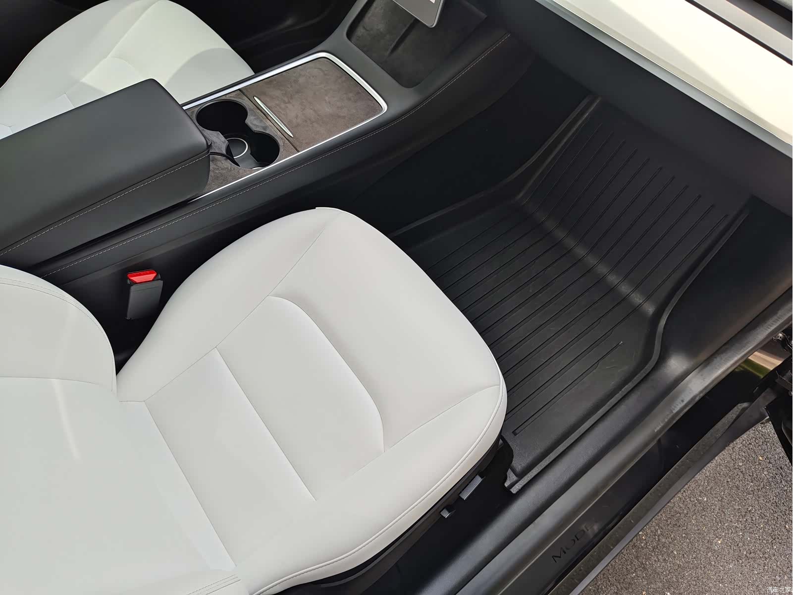 Tesla Model Y, 2022 10
