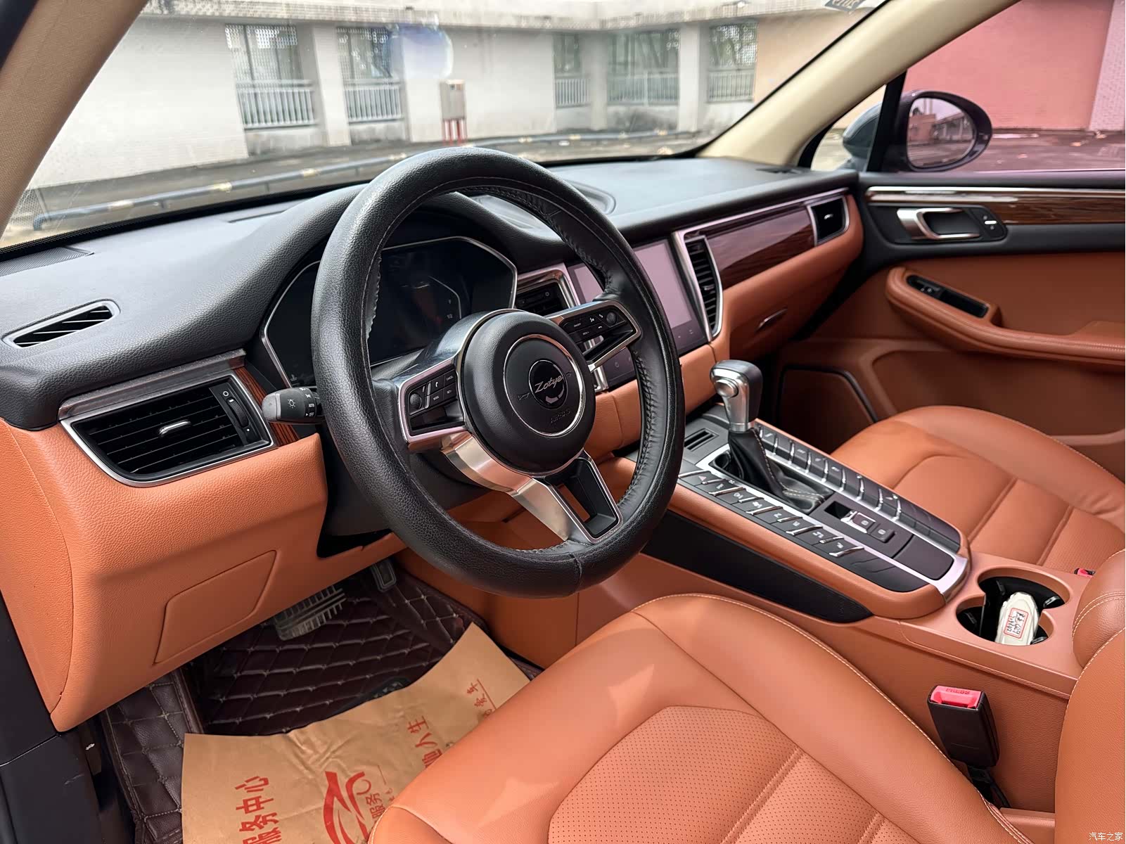 Zotye SR9, 2017 10