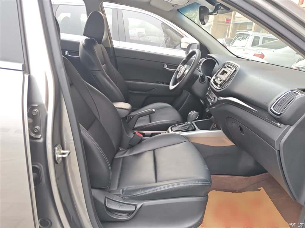 Kia KX3, 2016 25