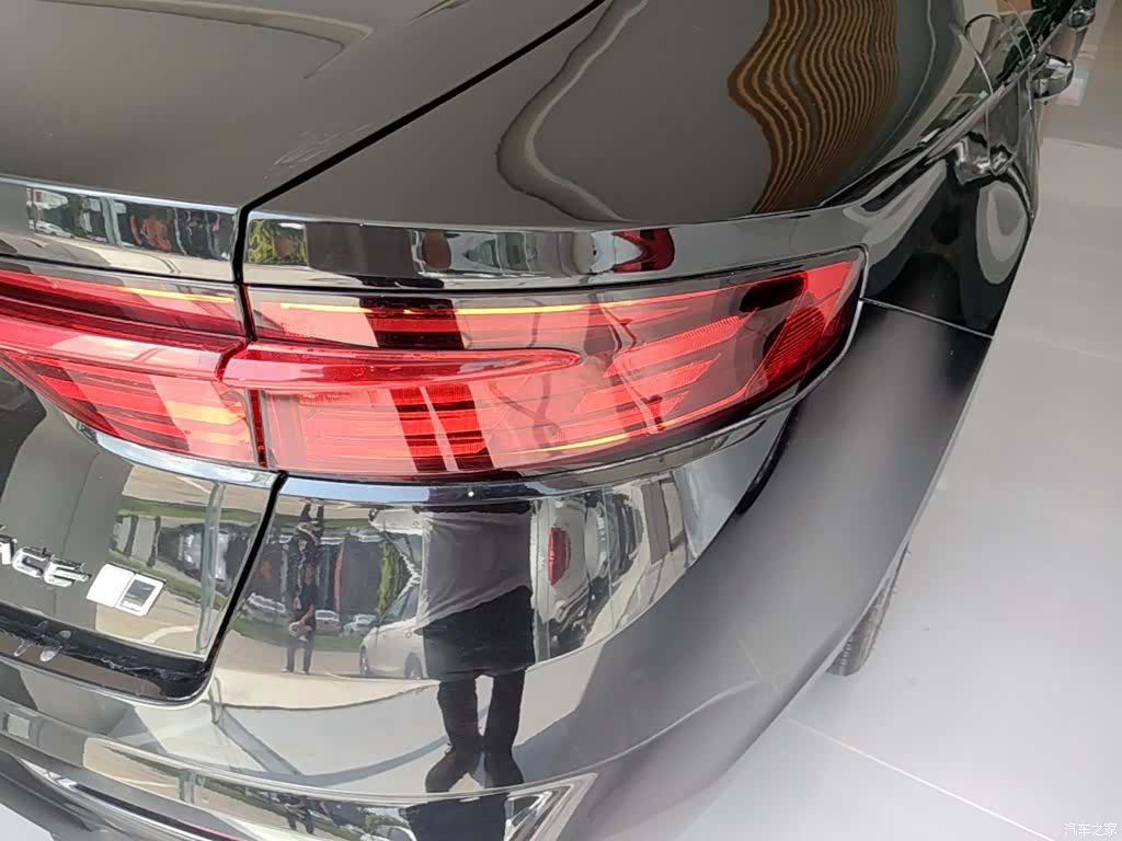 Geely Preface, 2023 8