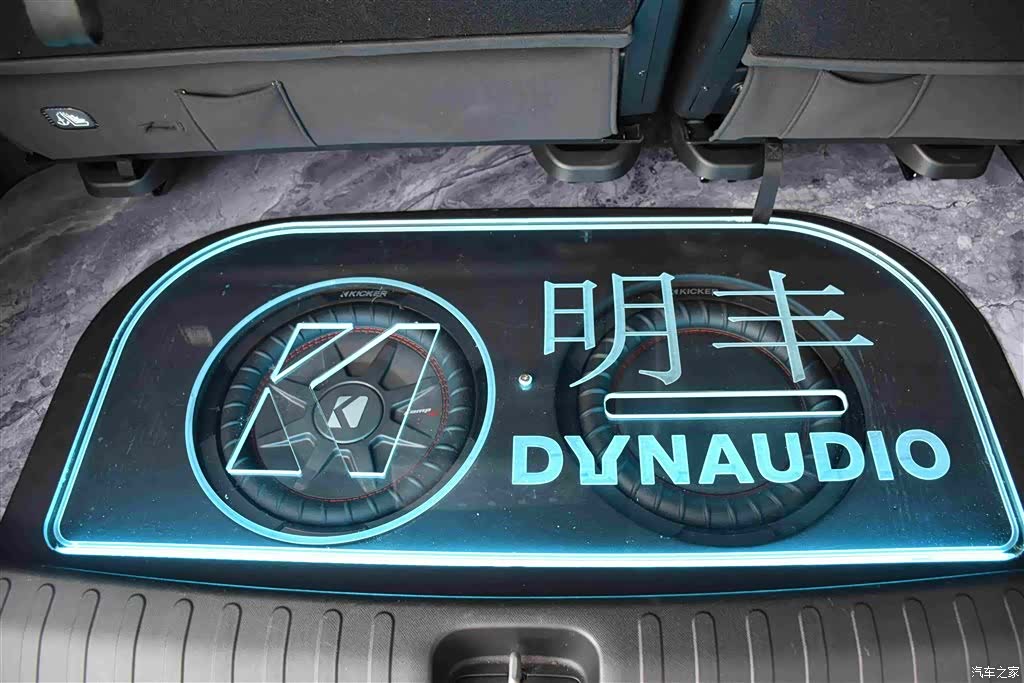 Trumpchi M8, 2025 16