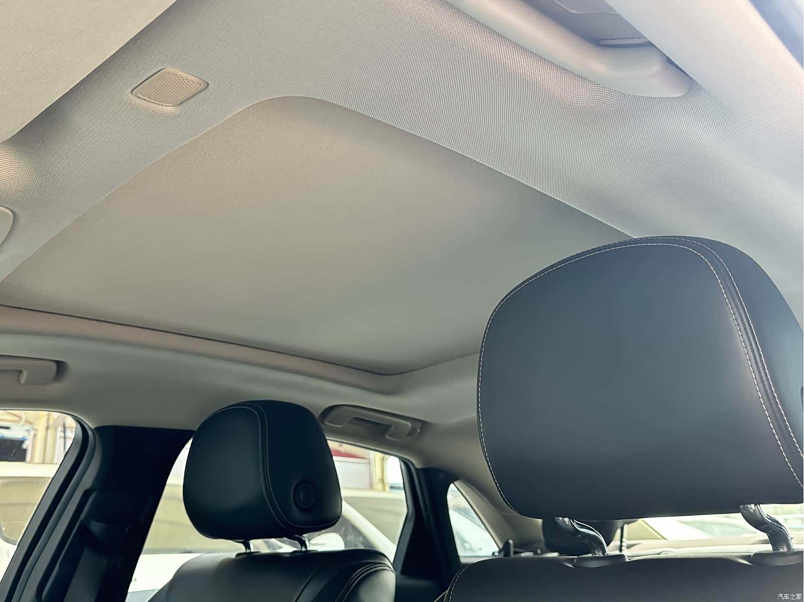 Cadillac XTS, 2018 15