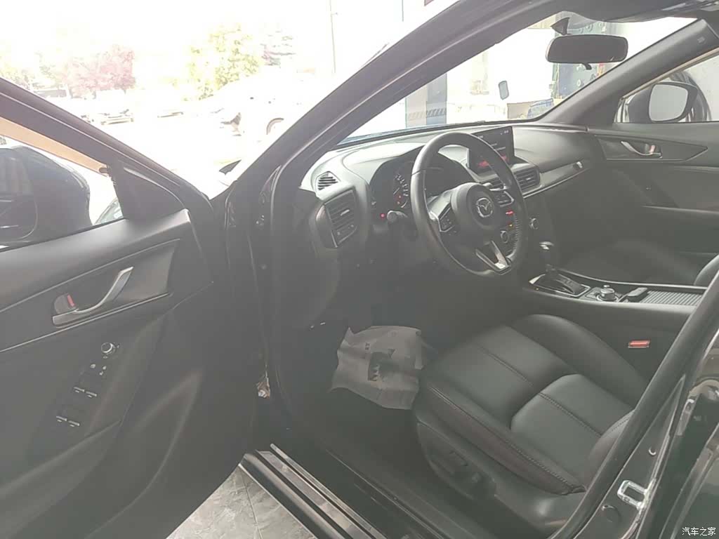 Mazda CX-4, 2020 16