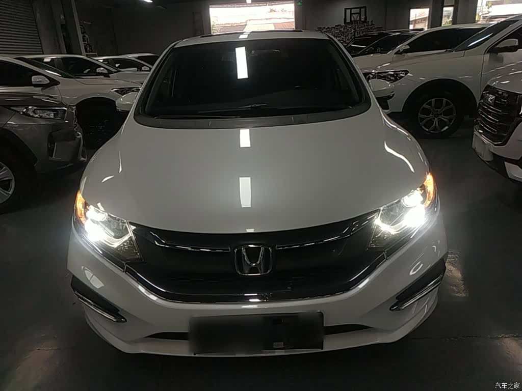 Honda Jade, 2018 3