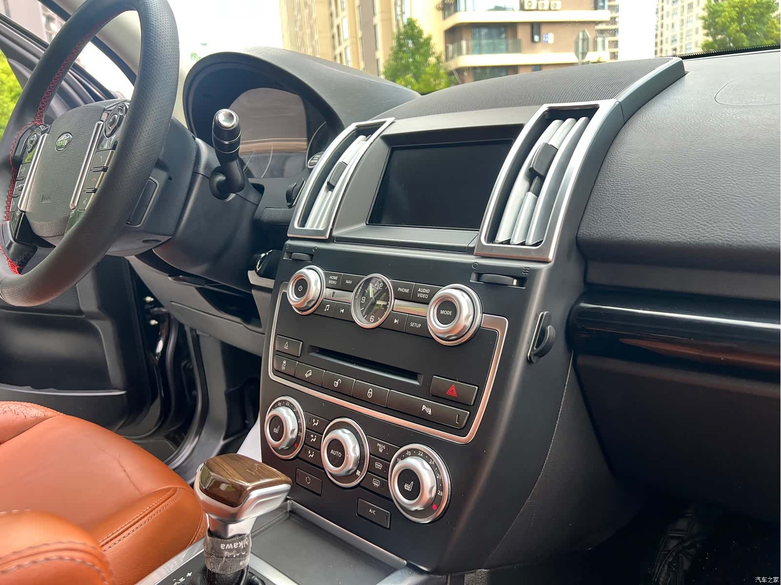 Land Rover Si4, 2014 12