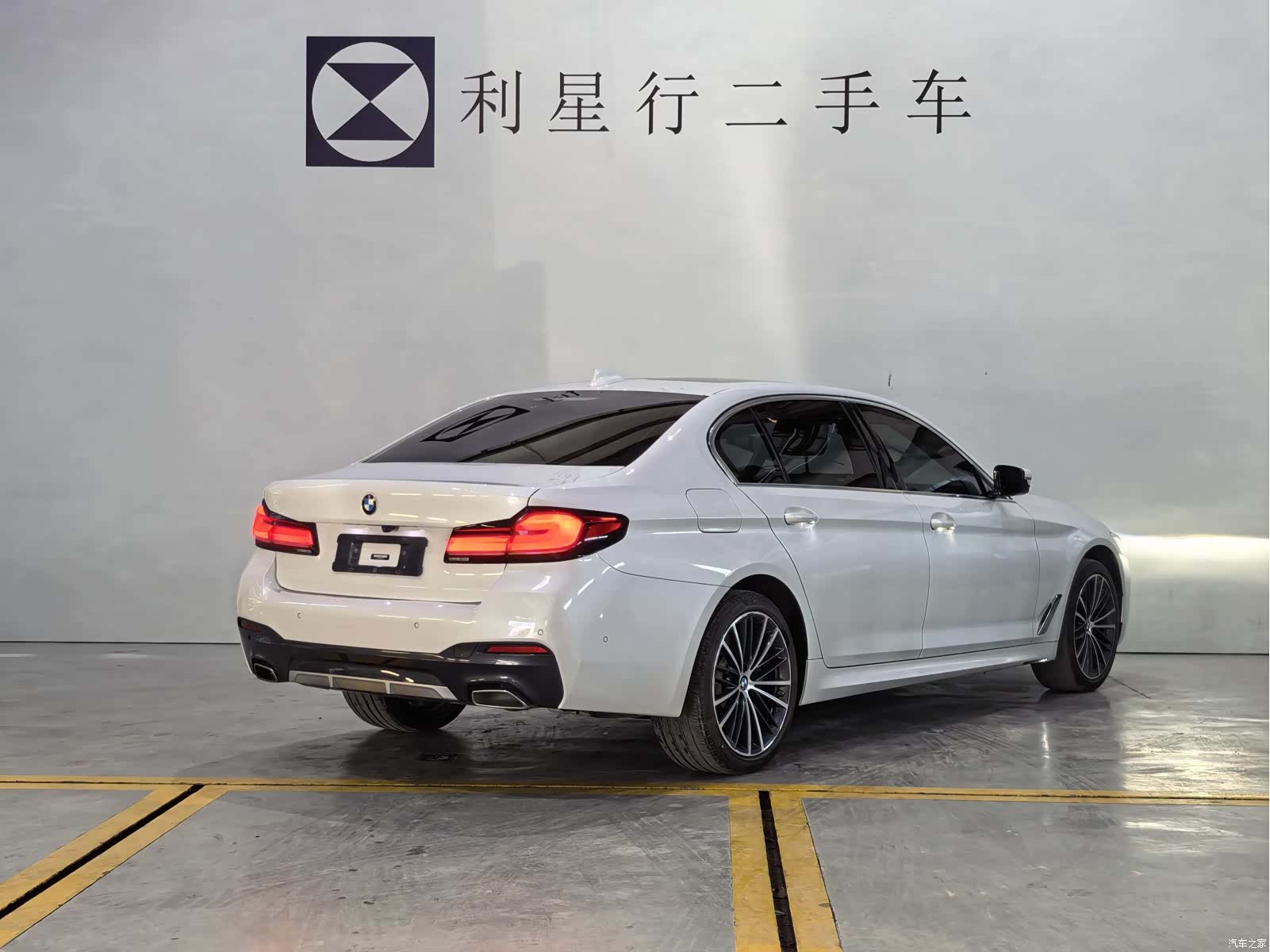 BMW 5 Series, 2023 2