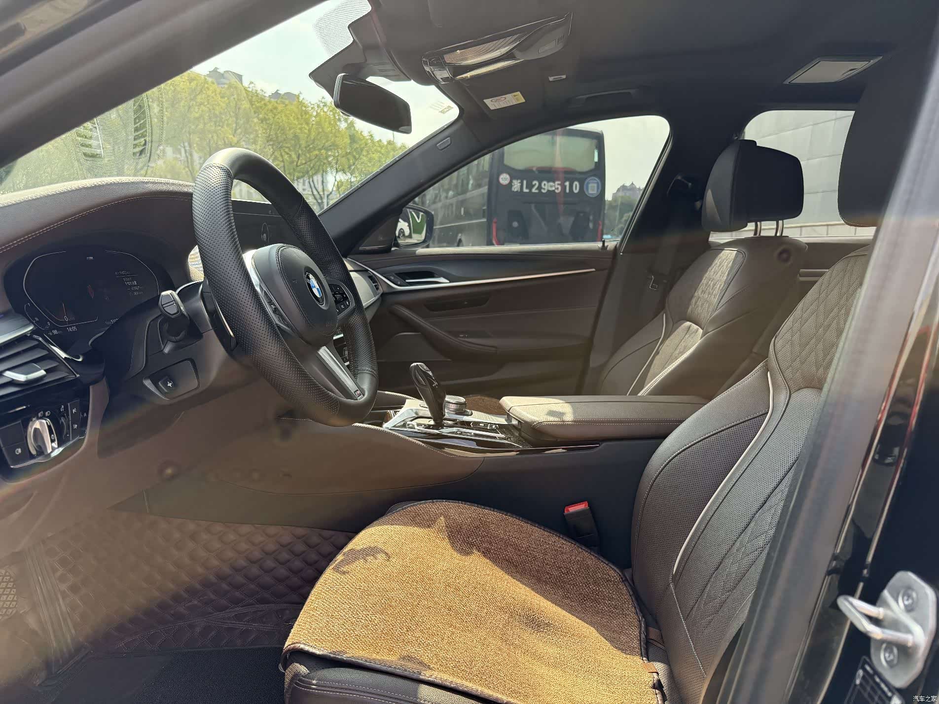 BMW 5 Series, 2021 8